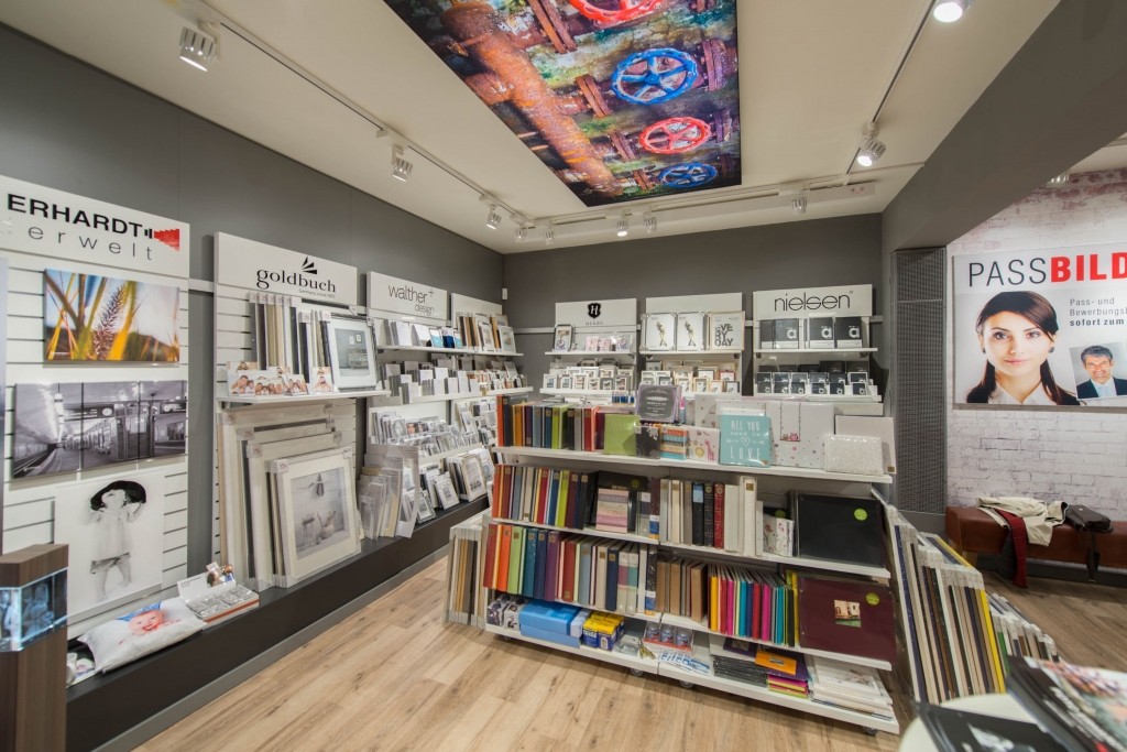 Foto Erhardt - Panzer Shopconcept - Ladenbau, Ladeneinrichtung