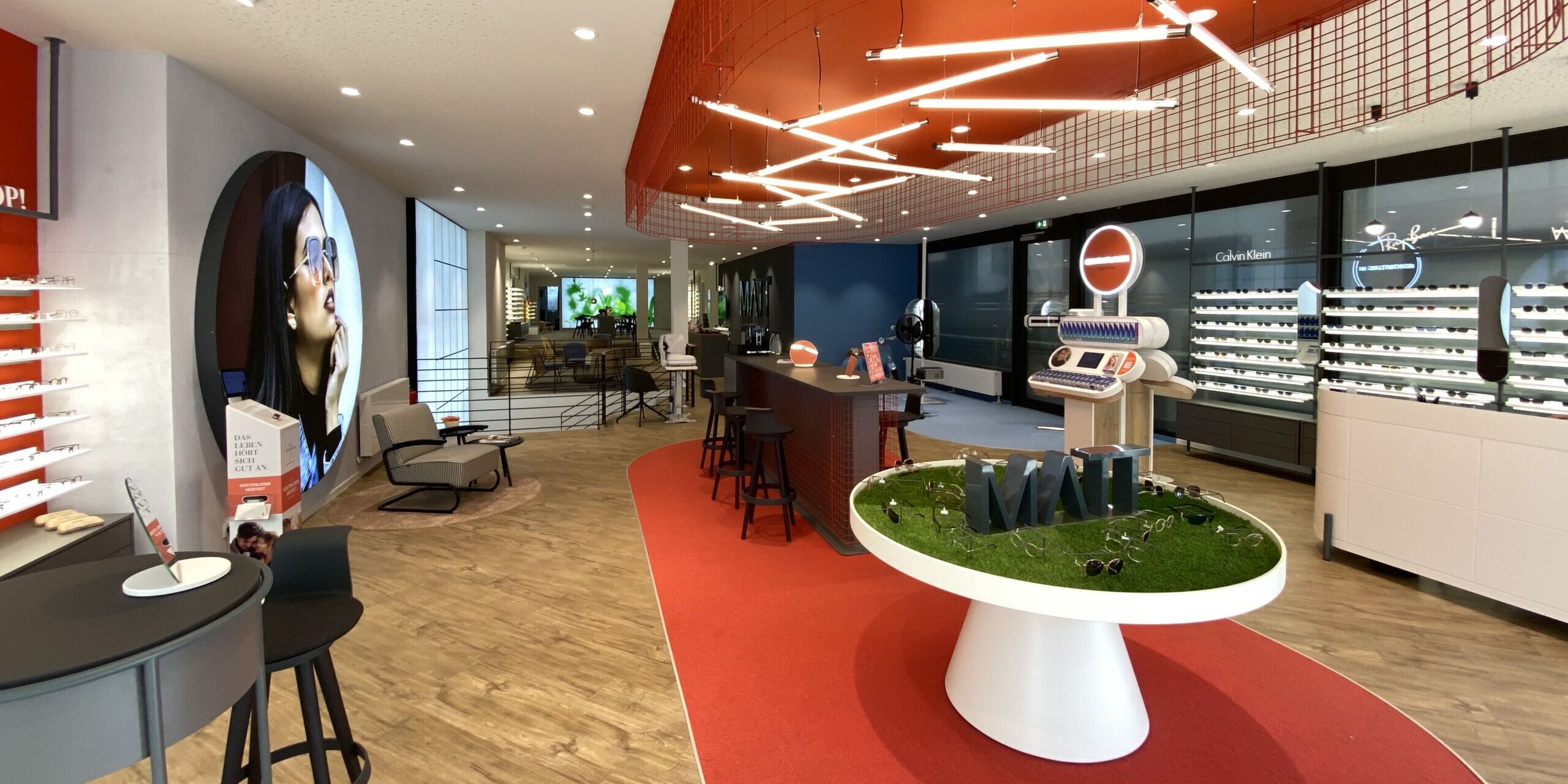 Panzer Shopconcept - Ladenbau, Objekteinrichtung Projekt: MATT Optik