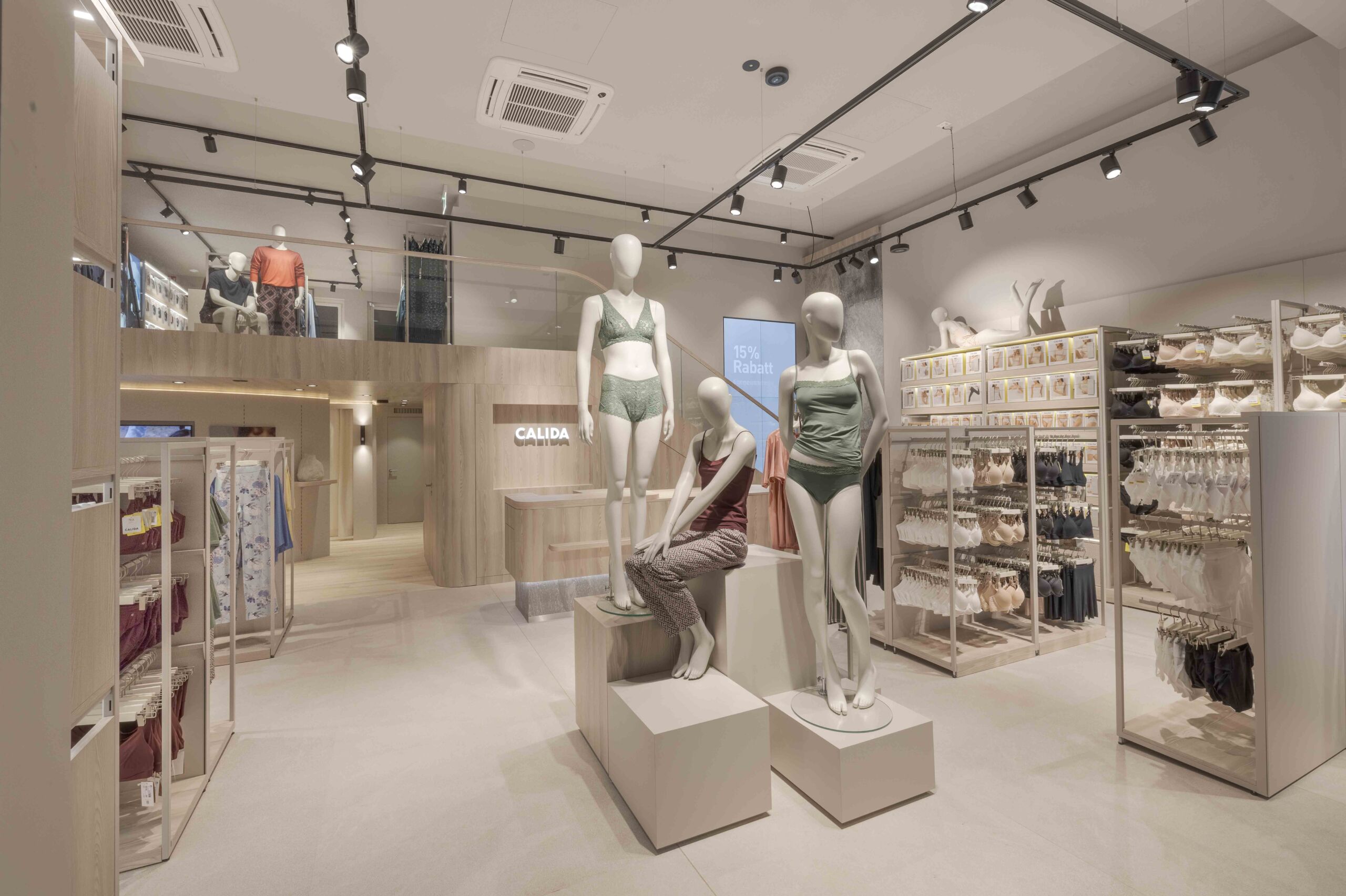 Panzer Shopconcept - Ladenbau, Objekteinrichtung Projekt: CALIDA