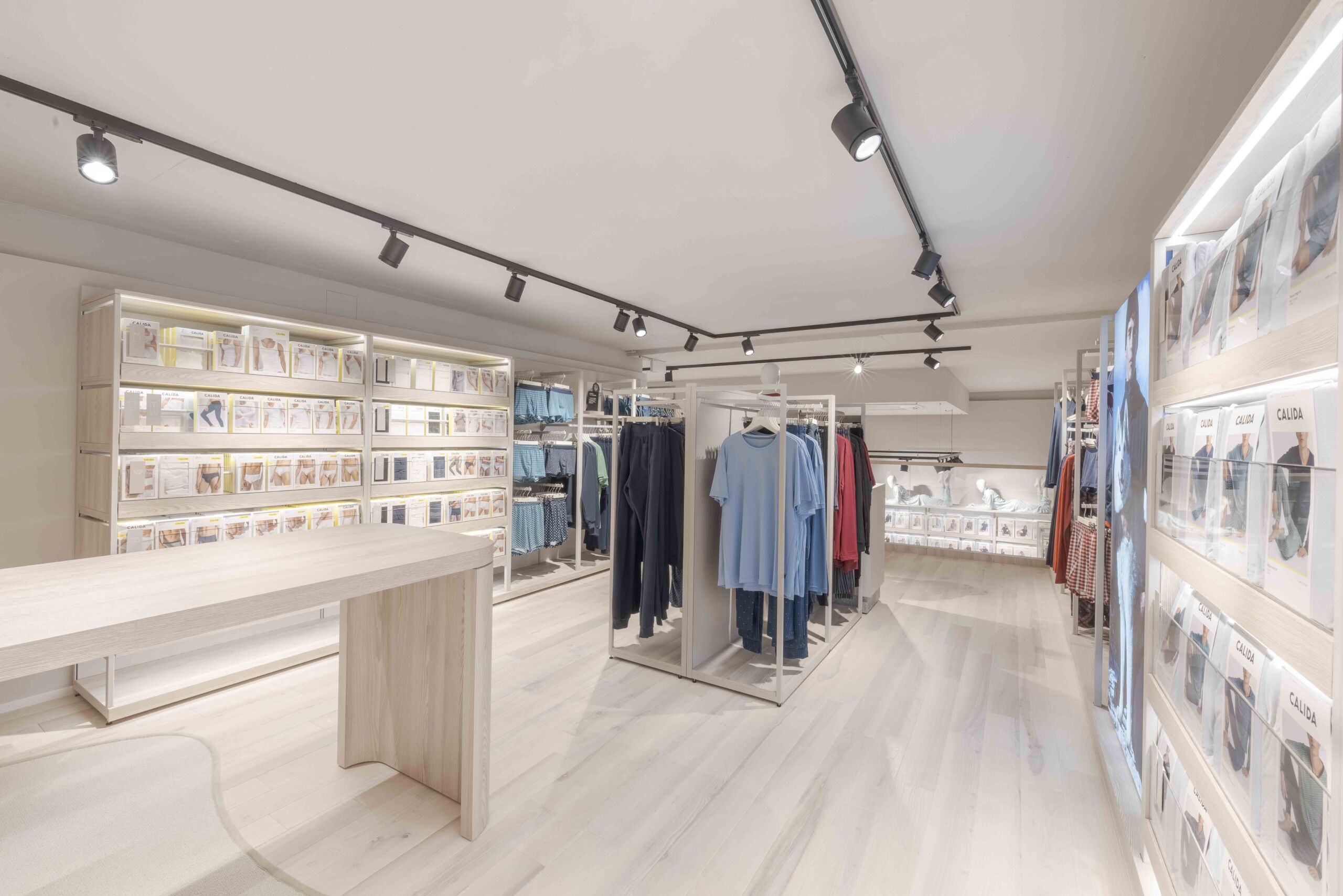 Panzer Shopconcept - Ladenbau, Objekteinrichtung Projekt: CALIDA